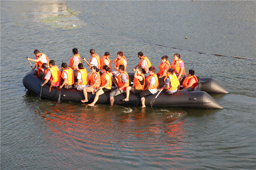 เรือตกปลาเป่าลมขนาดใหญ่ 700 ไซ - Fishing Boat Inflatable บทวิจารณ์และราคา